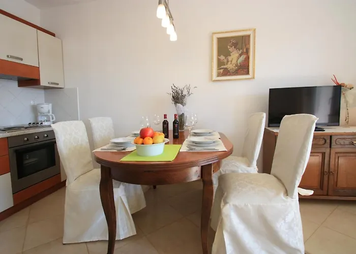 Appartamento Ljiljanka 3 *