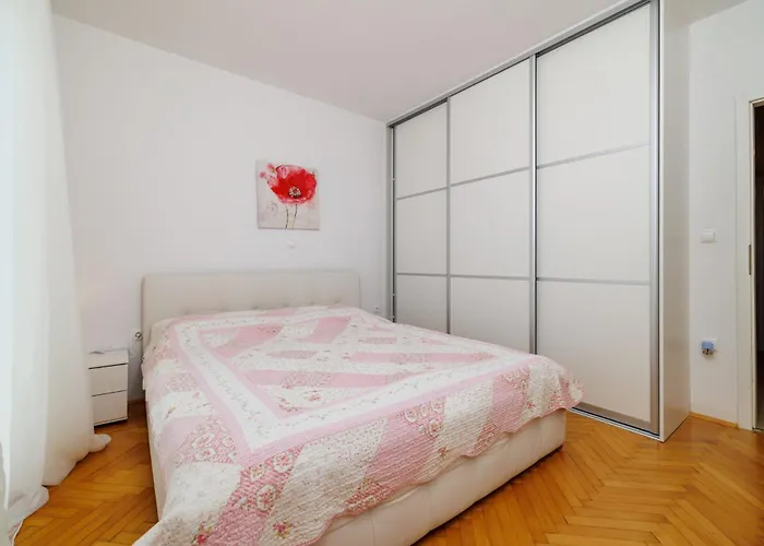 Appartamento Ljiljanka 3 *