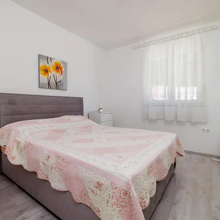 Ljiljanka 3 Appartamento