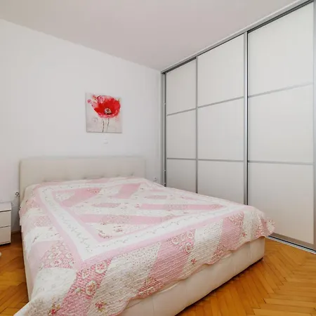 Appartamento Ljiljanka 3 *